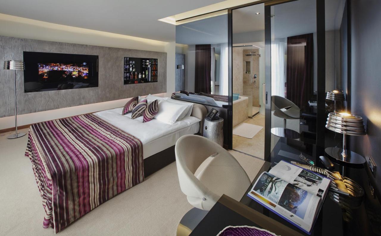 11 Mirrors Design Hotel Kiev Luaran gambar